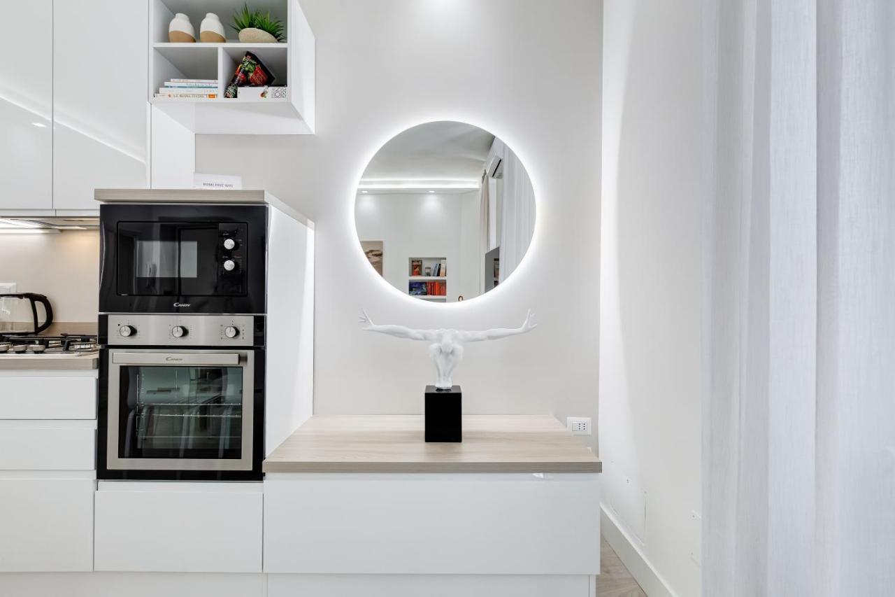 Bmga L The White Crown Apartment In Testaccio Rome Exterior photo
