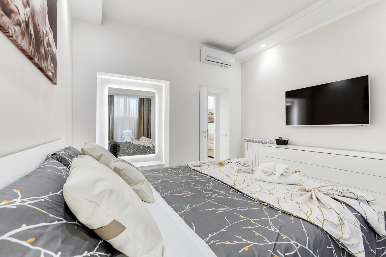 Bmga L The White Crown Apartment In Testaccio Rome Exterior photo