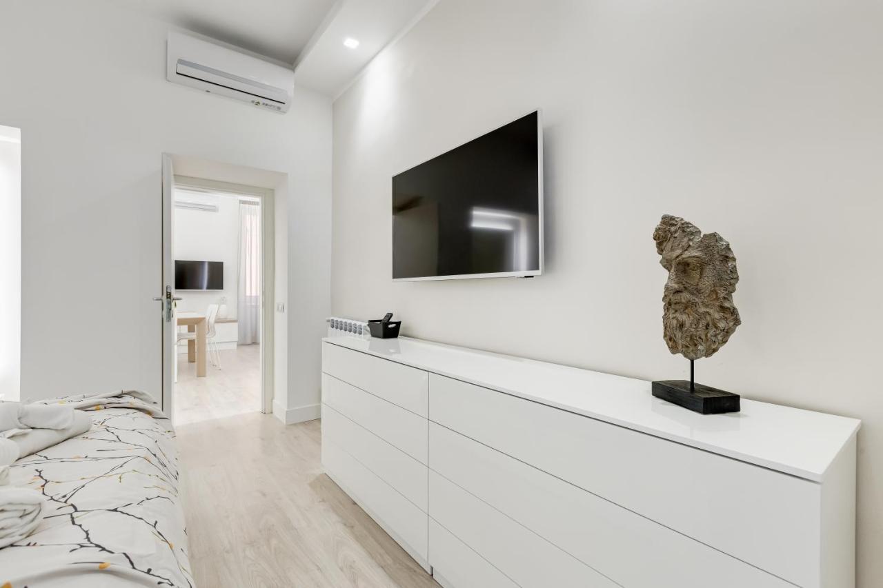 Bmga L The White Crown Apartment In Testaccio Rome Exterior photo