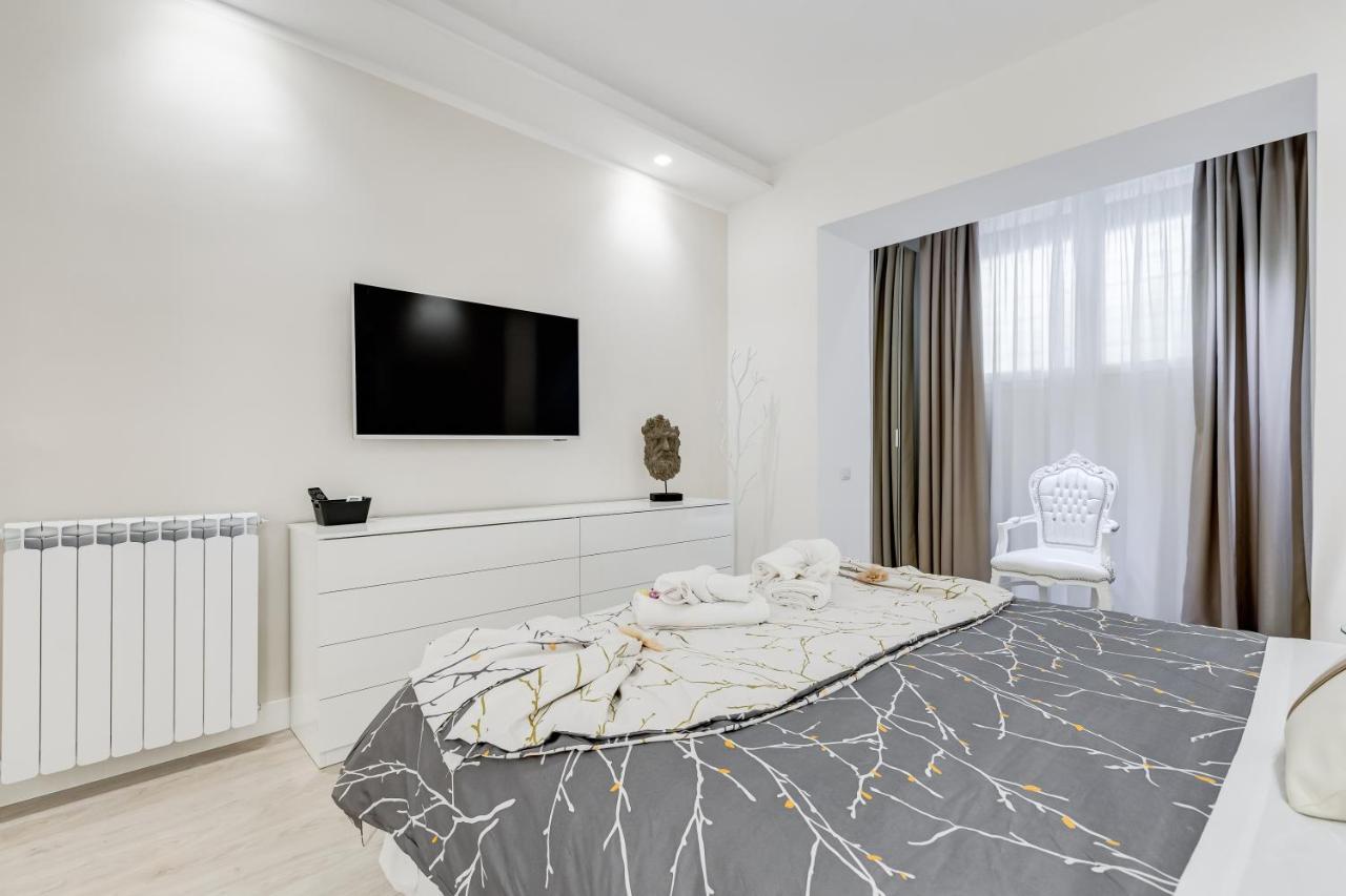 Bmga L The White Crown Apartment In Testaccio Rome Exterior photo