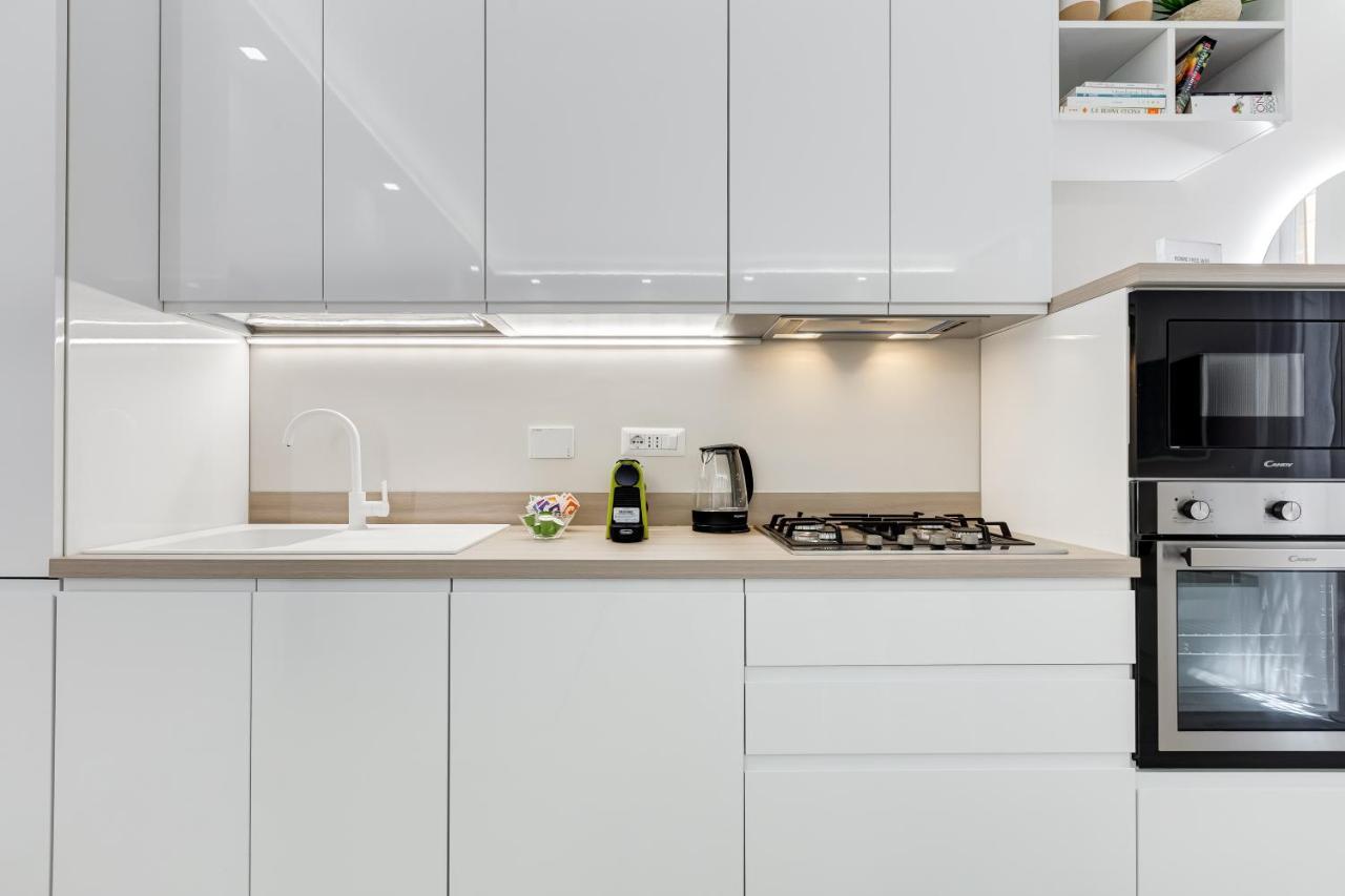 Bmga L The White Crown Apartment In Testaccio Rome Exterior photo